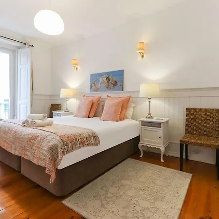 Estrela Panoramic Views By Homing Apartman