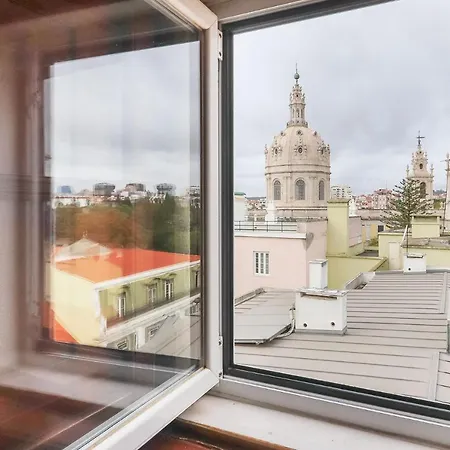Estrela Panoramic Views By Homing Appartamento Lisbona